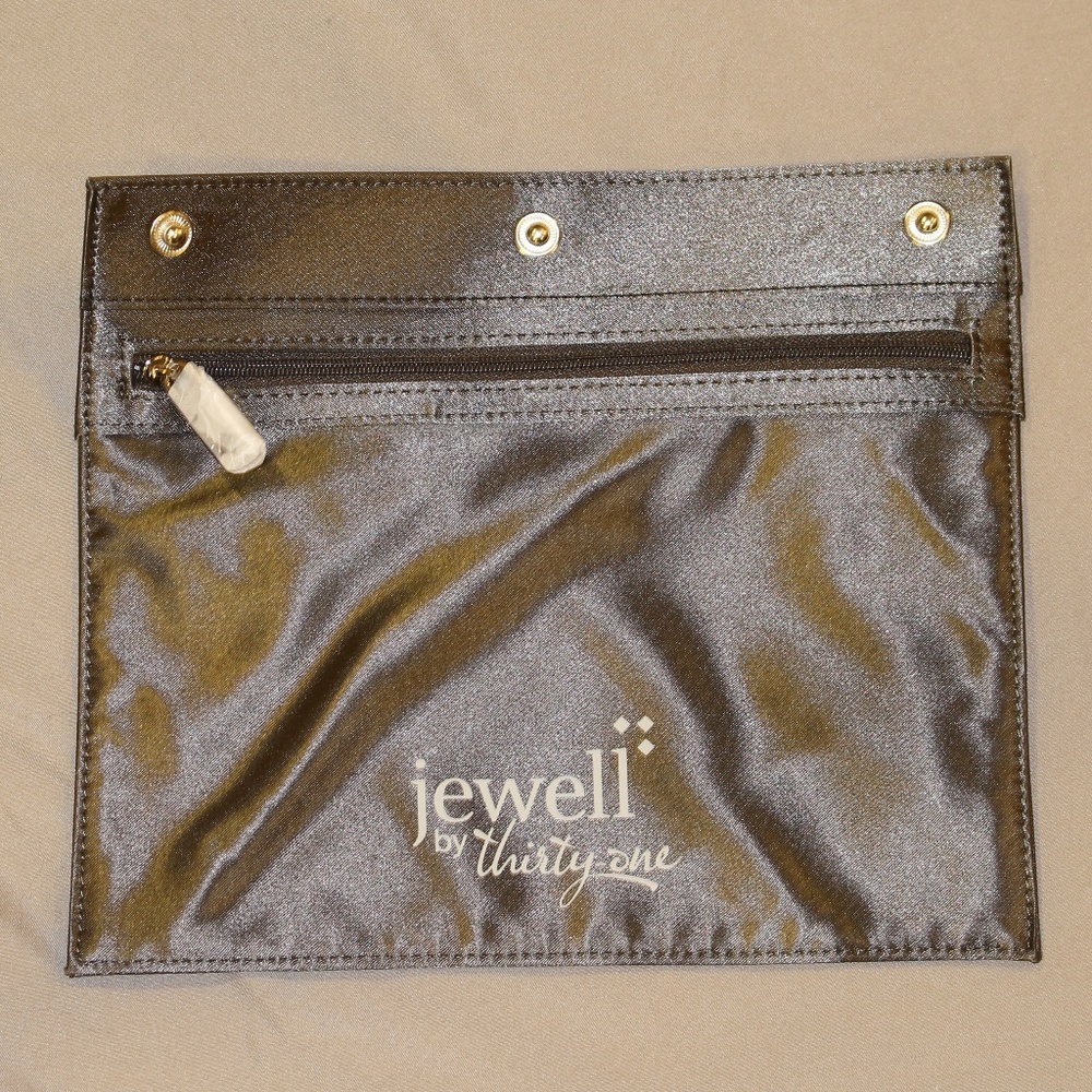 NIP - Jewell by Thirty One Zipper Pocket